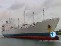 Хладилен кораб за продажба