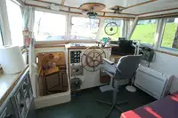 Круизен кораб за продажба