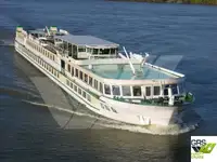 Круизен кораб за продан