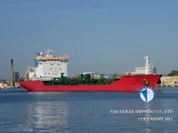 Танкер за нефт/химикали за продажба