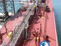Танкер за нефт/химикали за продажба