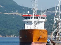 Танкер за нефт/химикали за продажба