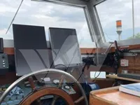 Туристически кораб за продажба