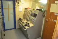 Контейнеровоз за продажба