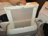 Хладилен кораб за продажба