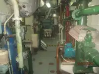 Хладилен кораб за продажба