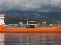 Танкер за нефт/химикали за продажба