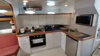 Изследователски кораб за продажба
