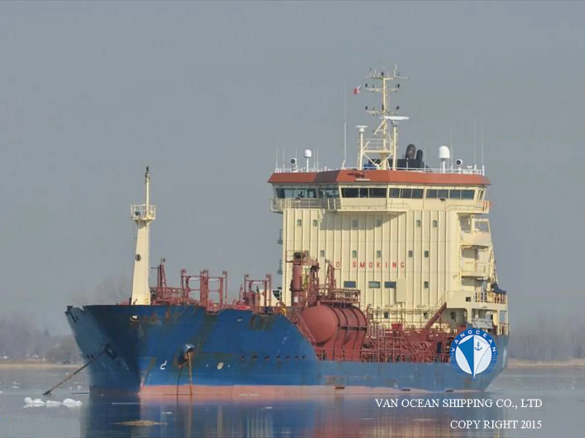 Танкер за нефт/химикали за продажба