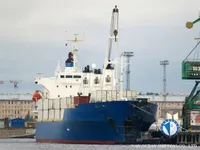 Хладилен кораб за продажба