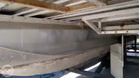 Контейнеровоз за продажба