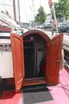 Плавущ хотел за продажба