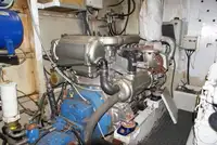 Круизен кораб за продажба