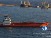 Танкер за нефт/химикали за продажба