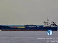 Танкер за нефт/химикали за продажба