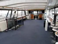 Круизен кораб за продажба