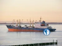 Хладилен кораб за продажба