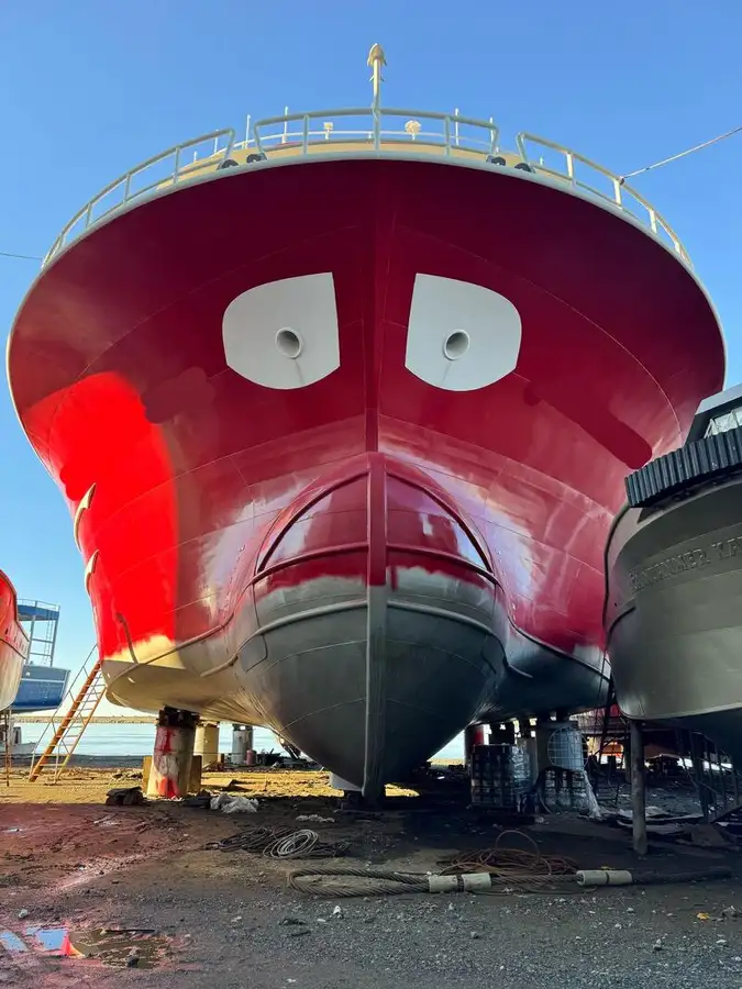 Риболовен траулер за продан