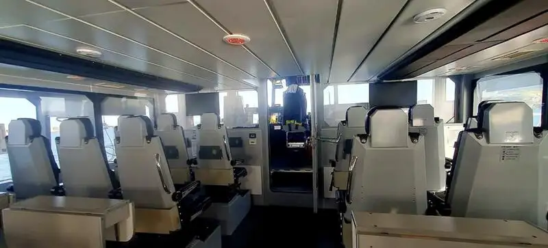 Контейнеровоз за продан