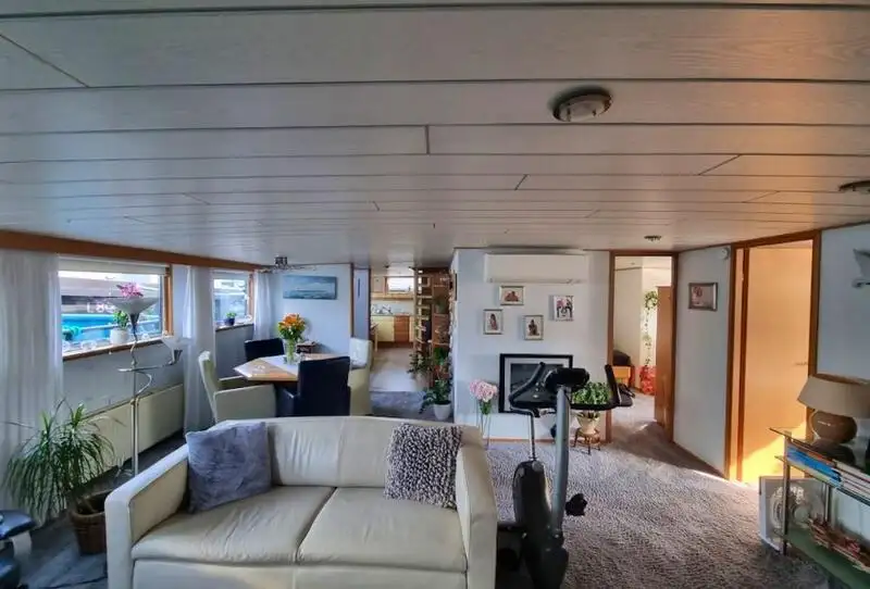 шлеп за продан