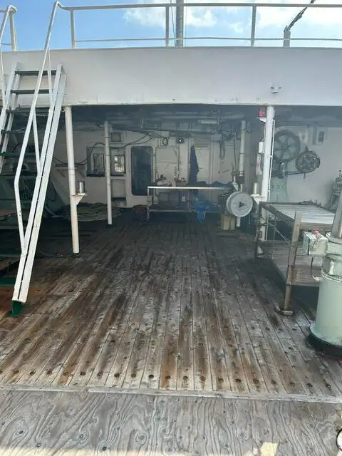 Риболовен траулер за продан