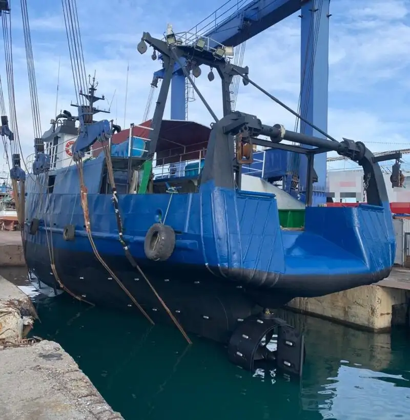 Риболовен траулер за продан