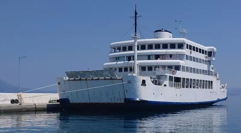 Кораб на RoPax за продан