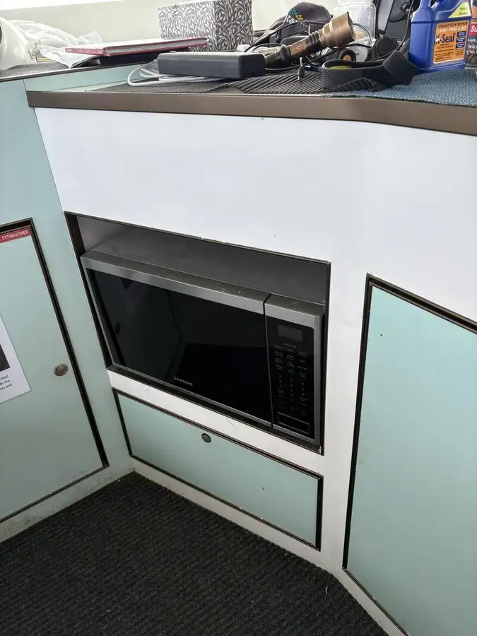 Съд за преработка на риба за продан