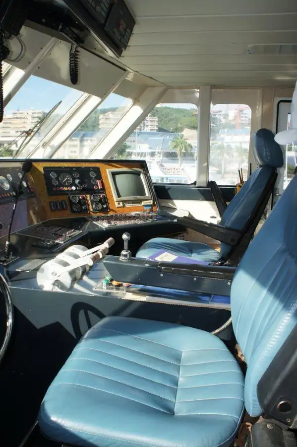 Фериботен кораб за продан