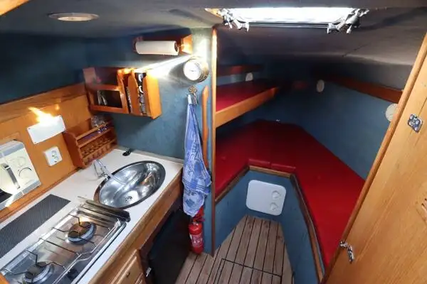 Патрулна лодка за продан