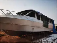 Моторен кораб за продан