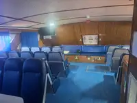 Кораб за доставки за продан