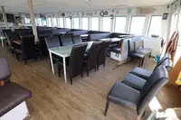 Моторен кораб за продан