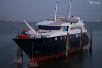 Моторен кораб за продан