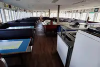 Моторен кораб за продан