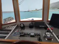 Моторен кораб за продан