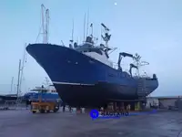 Кораб за риболов с парагади за продан