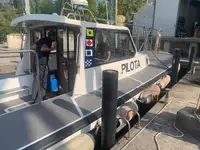 Пилотска лодка за продан