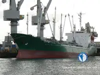 Хладилен кораб за продан