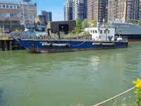 Десантни кораби, резервоар за продан