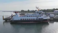 Моторен кораб за продан