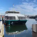 Моторен кораб за продан