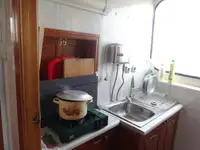 Моторен кораб за продан