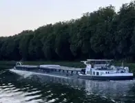 Насипен превозвач за продан