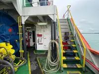 Хладилен кораб за продан