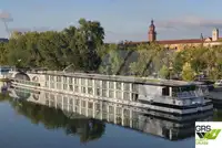 Круизен кораб за продан