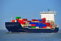 Хладилен кораб за продан