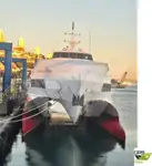 Моторен кораб за продан