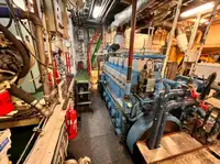 Риболовен траулер за продан