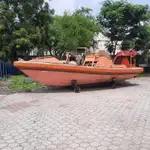 Спасителна лодка за продан